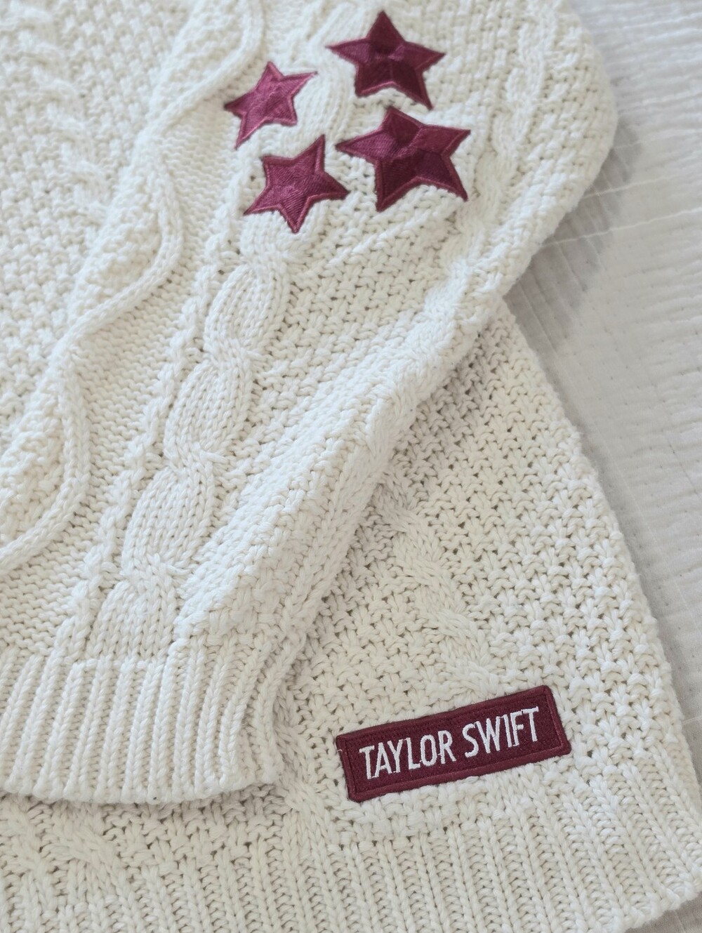 Taylor Swift Red Official Cardigan, Cream Color with Maroon Stars, Size M/L - Picture 7 of 13
